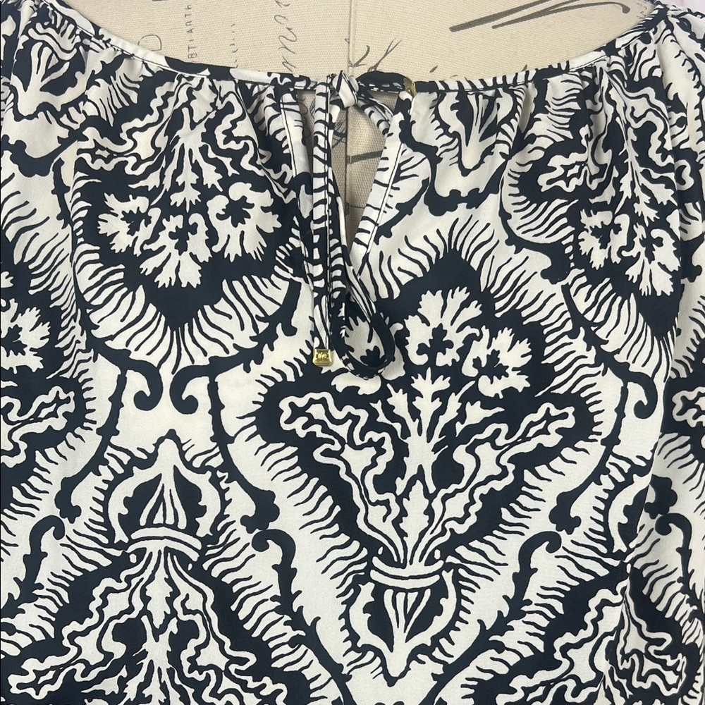 Juicy Couture Black and White Long Sleeve Smocked Waist Dress - Picture 4 of 11